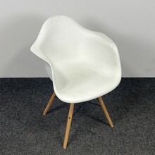 Kuipstoel Wit - Houten Onderstel