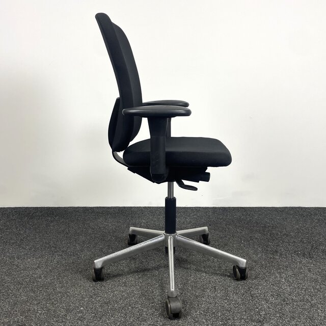 Ahrend 160 Bureaustoel - Chroom voetkruis