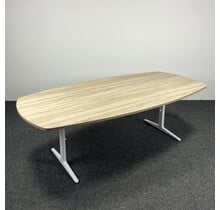 Ahrend Mehes Vergadertafel - Deens Ovaal Blad