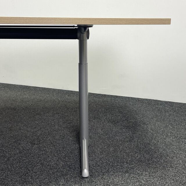 Ahrend 500 Vergadertafel  - 240 x 120 cm