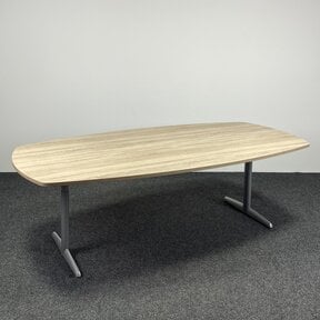 Ahrend 500 Vergadertafel  - 240 x 120 cm | Midden Eiken