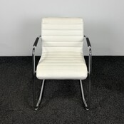 Slede Vergaderstoel - Wit Kunstleder