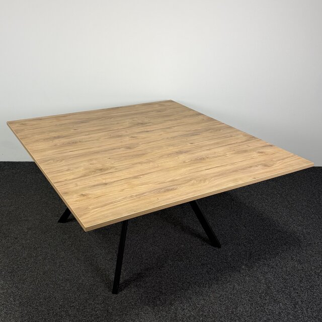 Refurbished Bridge Vergadertafel - 160 x 160 cm