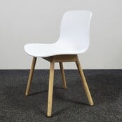 Hay About a Chair - Wit