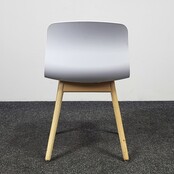 Hay About a Chair - Wit