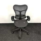 Bureaustoel Herman Miller Mirra 2 | Triflex Graphite