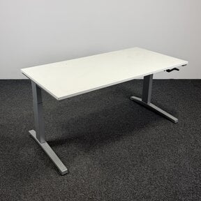 Steelcase Slinger Verstelbaar Bureau | 160 x 80 cm