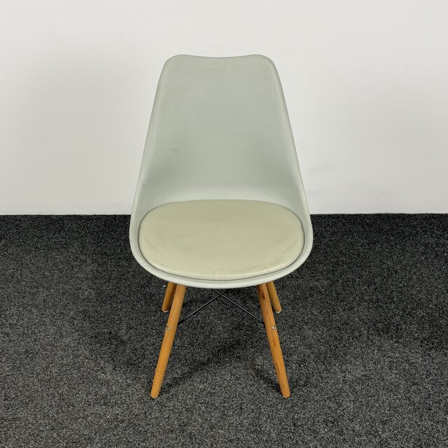 Grijze Kuipstoel - Houten Onderstel