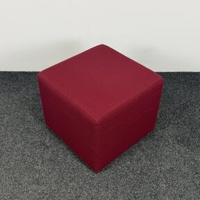 Bordeauxrode Poef | 43 x 52 x 52 cm