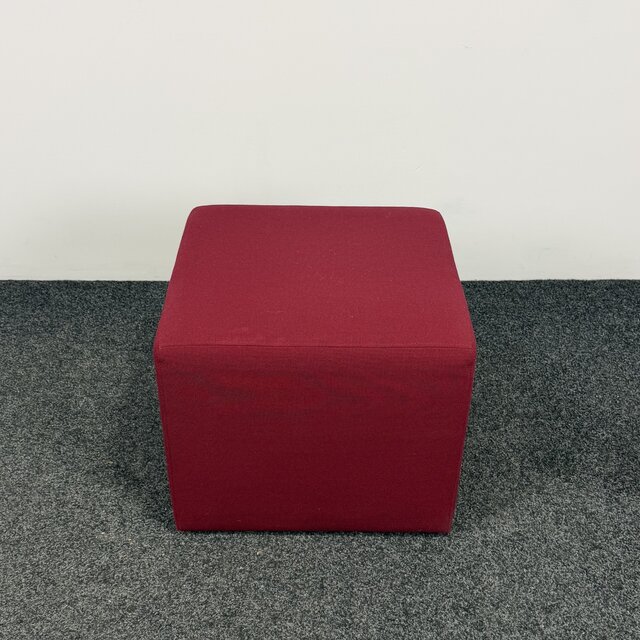 Bordeauxrode Poef | 43 x 52 x 52 cm