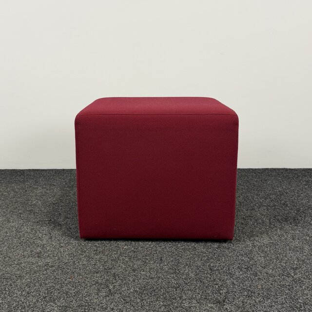 Bordeauxrode Poef | 43 x 52 x 52 cm