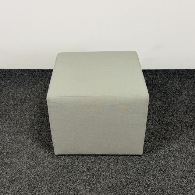 Grijze Poef | 43 x 52 x 52 cm