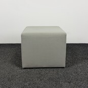 Grijze Poef | 43 x 52 x 52 cm