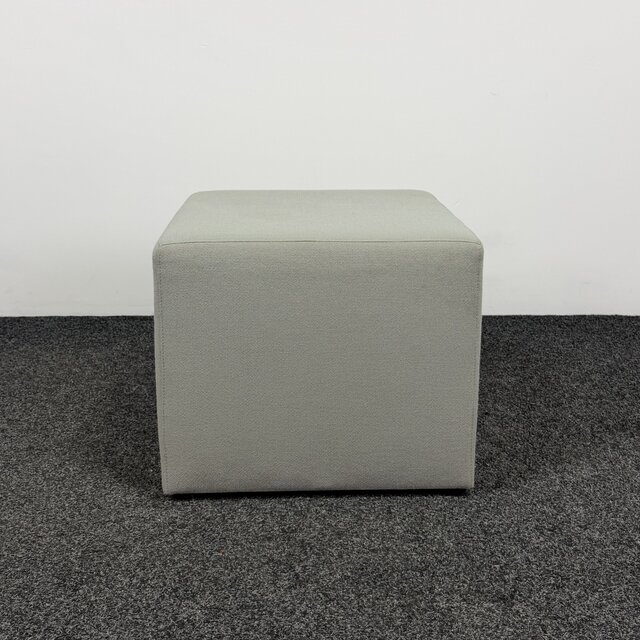 Grijze Poef | 43 x 52 x 52 cm