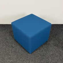 Blauwe Poef | 43 x 52 x 52 cm