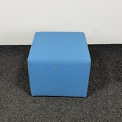 Lichtblauwe Poef | 43 x 52 x 52 cm