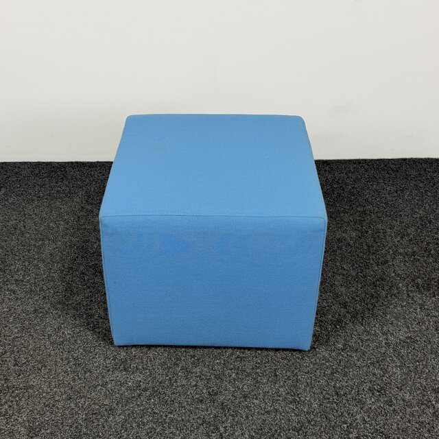 Lichtblauwe Poef | 43 x 52 x 52 cm