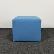 Lichtblauwe Poef | 43 x 52 x 52 cm