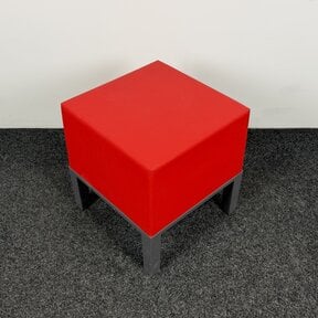 Quinze & Milan Primary Poef - Rood