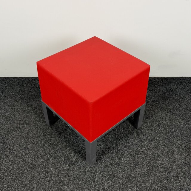 Quinze & Milan Primary Poef - Rood