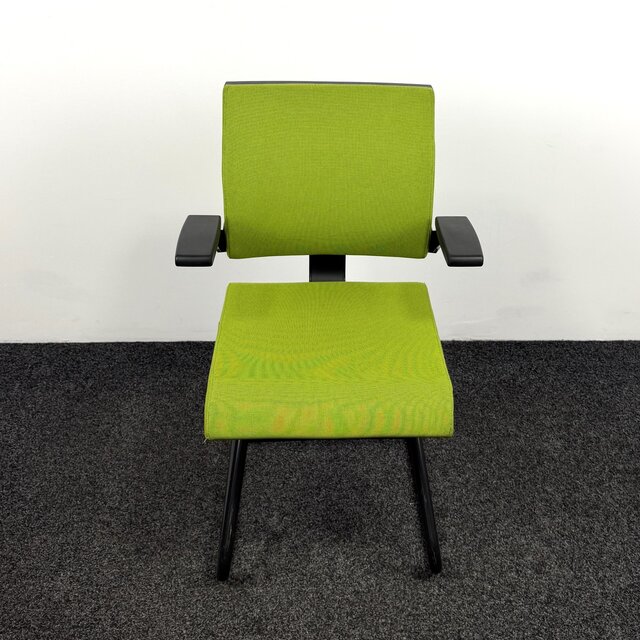 Ahrend 240 Vergaderstoel - Groene Zitting