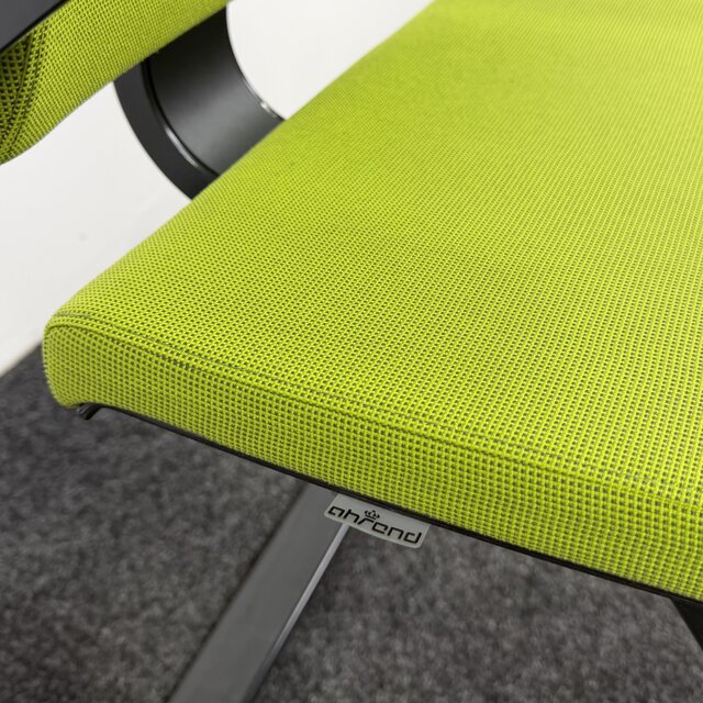 Ahrend 240 Vergaderstoel - Groene Zitting