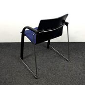 Vergaderstoel Thonet S320 - Blauw / Zwart