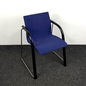 Vergaderstoel Thonet S320 - Blauw / Zwart