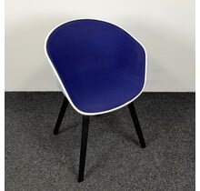 Hay About a Chair | Blauw / Wit