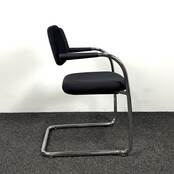 Vergaderstoel Vitra Visavis - Zwart | Gestoffeerd