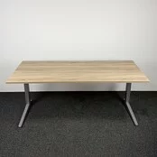 Ahrend Bureau - Elektrisch Verstelbaar | 180 x 80 cm