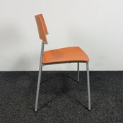 Van Der Sluis Quasi Stoel | Oranje