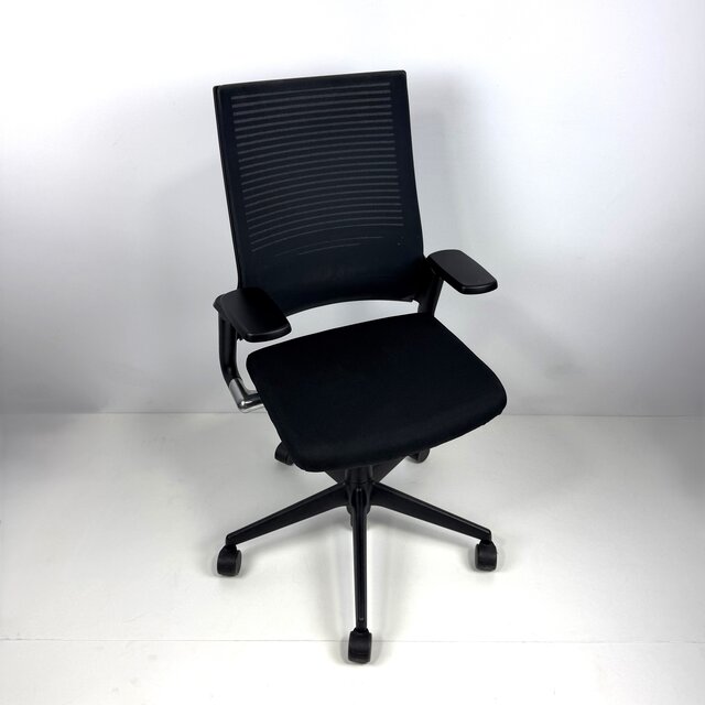 Refurbished Ahrend 2020 Extra Verta Bureaustoel | Nieuw gestoffeerd