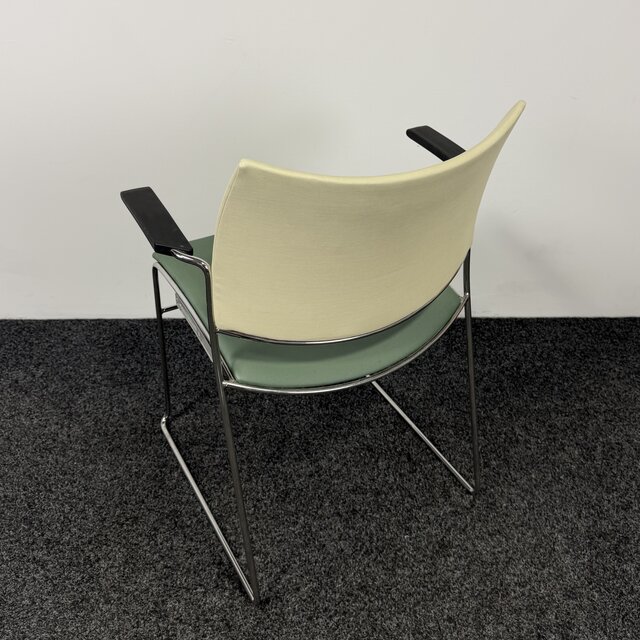 Casala Curvy Vergaderstoel | Crème / Groen