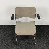HOWE 40/4 Vergaderstoel | Beige