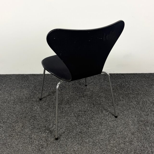 Fritz Hansen Vlinderstoel - Zwart