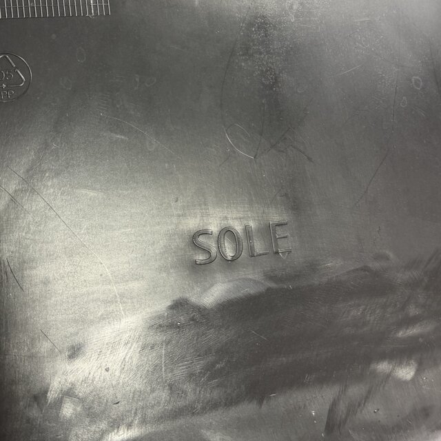 Sole Kunststof Stoel - Zwart