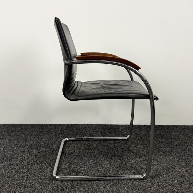 Slede Vergaderstoel - Zwart Kunstleder