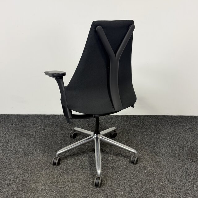 Refurbished Herman Miller Sayl Bureaustoel - Zwart