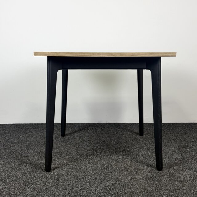 Refurbished Tafel - Zwart Onderstel | 80 x 80 cm