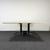 Vitra Eames Segmented Vergadertafel | 160 x 160 cm