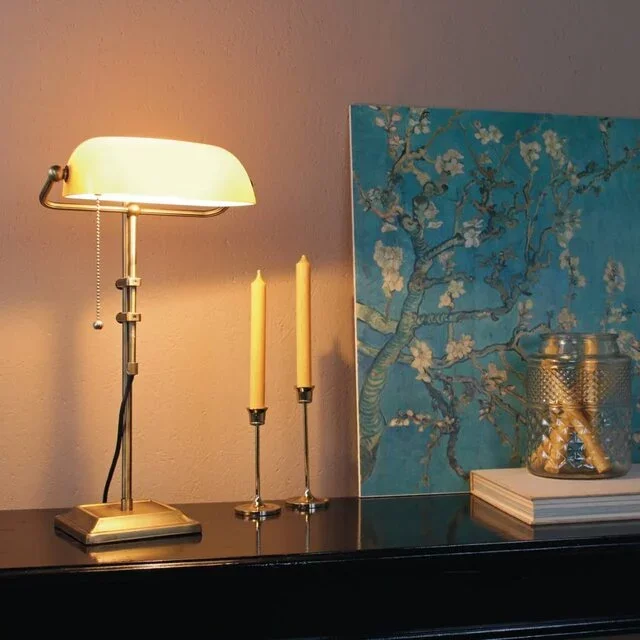 Bankierslamp Ancilla witte glazenkap