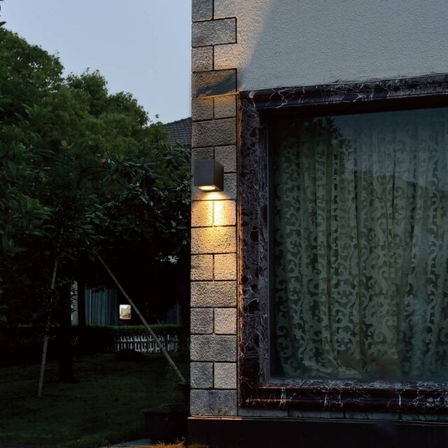 Buiten wandlamp Logan 1-lichts vierkant Zwart