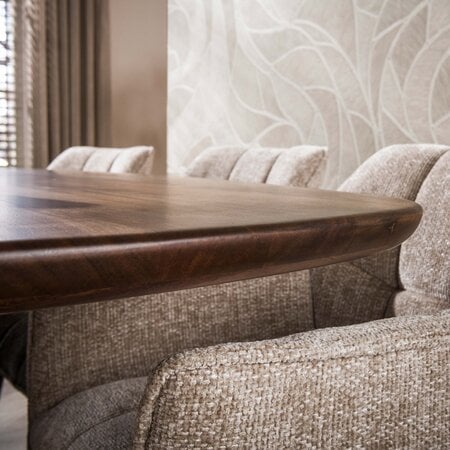 BelaLuz Modern landelijke eetkamertafel Mae massief acacia bruin  Deens ovaal 180 cm