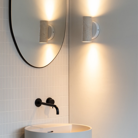 it's about RoMi Moderne Japandi wandlamp Tivoli 2-lichts travertin wit