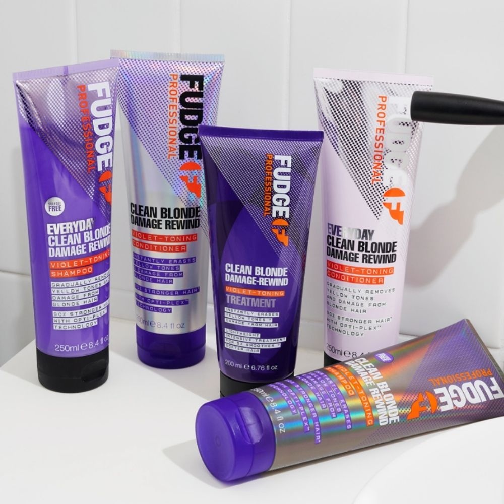 Everyday Clean Blonde Damage Rewind Violet Shampoo - 250ml