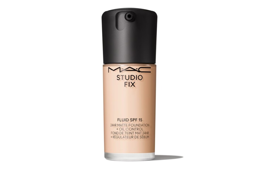 Studio Fix Fluid SPF 15 NC10 Foundation - 30ml