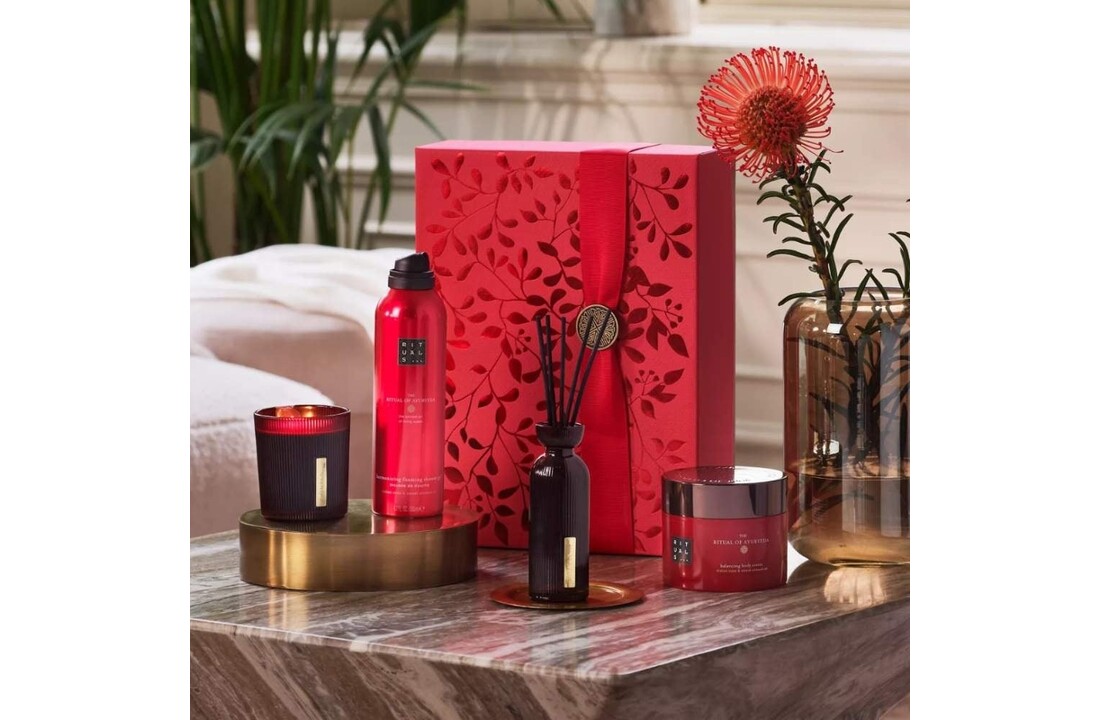 The Ritual of Ayurveda Large Gift Set - 610ml