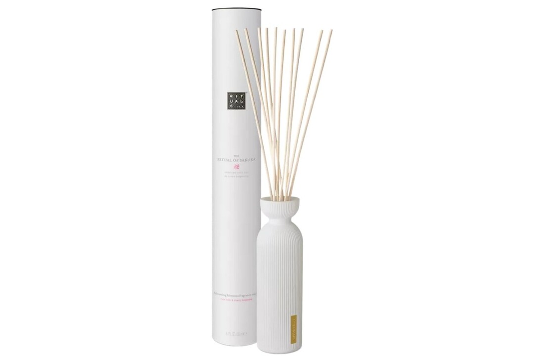 The Ritual of Sakura Fragrance Sticks - 250ml