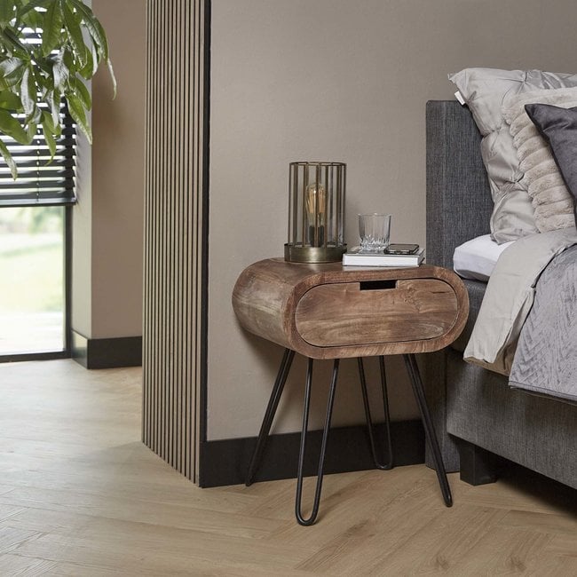 WoonStijl Nachtkastje Barrel met 1 lade - Mangohout & Zwart Metaal